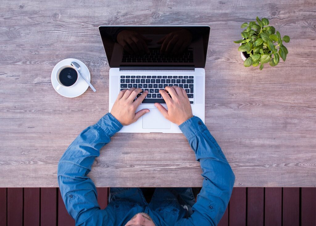 Your Go-To Website Development Company in Dubai 3 laptop 2838918 1280